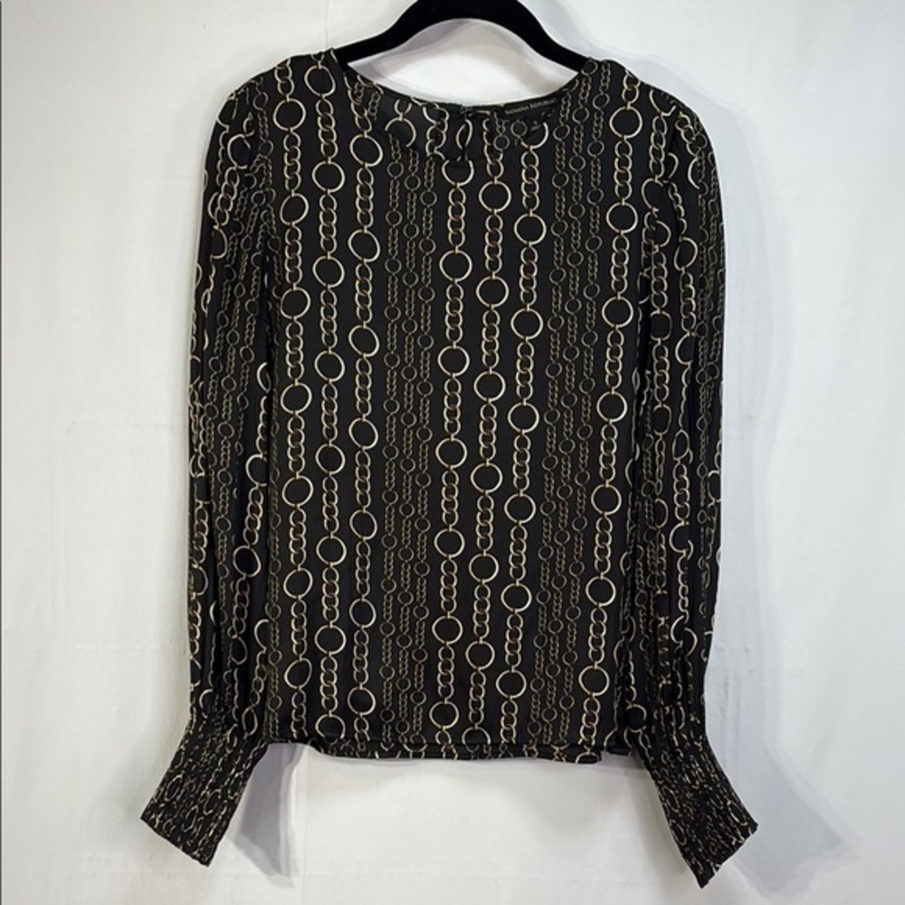 🪵Banana Republic chain print smocked Cuff long Sleeve Blouse round neck